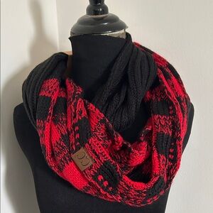 C.C Red and Black Knit Scarf NWT